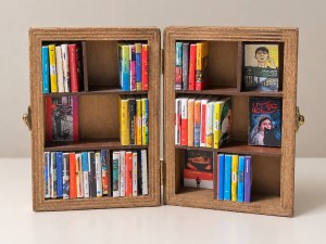 کتابخانه مینیاتوری 2 لت (5.5*10*15)