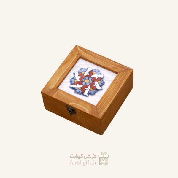 جعبه فرش چوبی گل شش پر